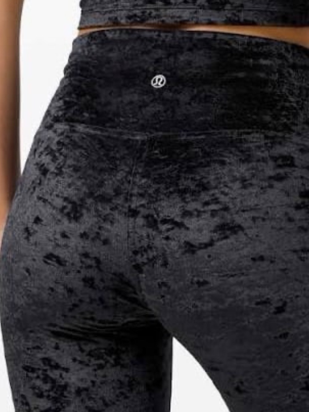 🖤🖤🍋🍋 Lululemon crushed velvet